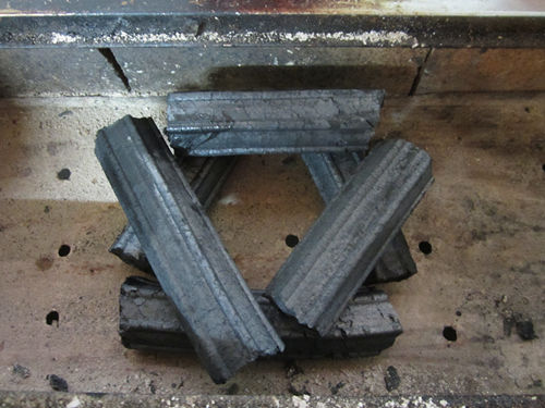 烧烤碳点燃步骤