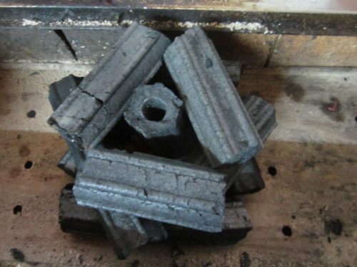 烧烤碳点燃步骤